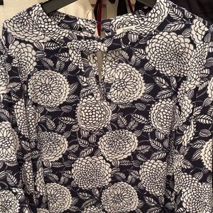 JODIFL Navy and White Floral Top